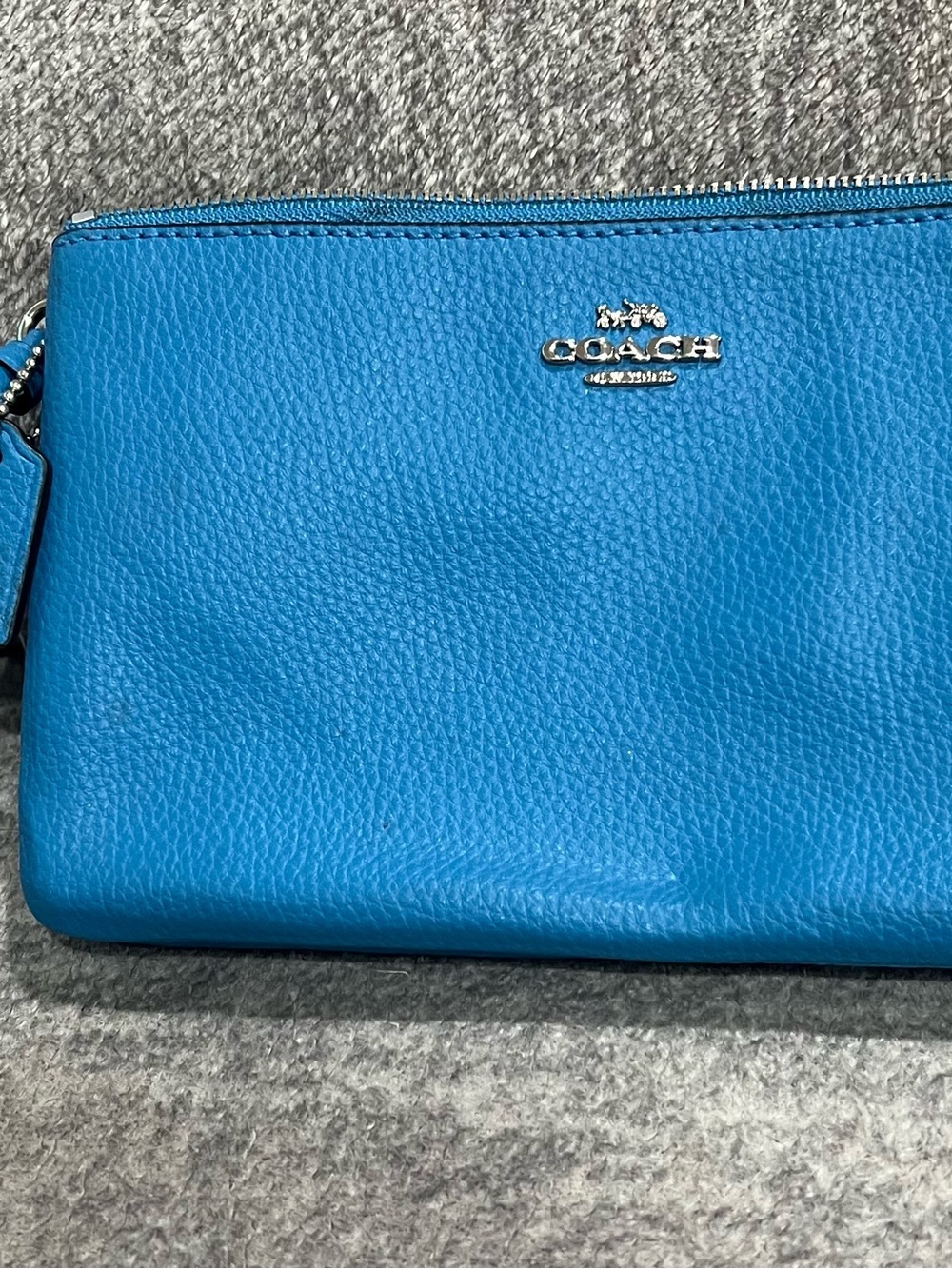Authentic COACH Double Zip Wallet/Wristlet Pebbled Leather Blue
